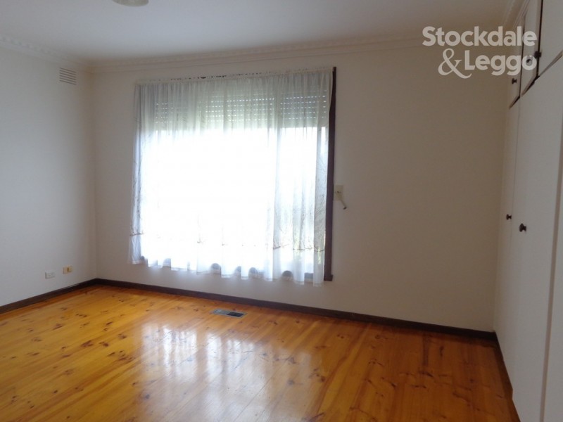 13 Tangemere Avenue, Tullamarine VIC 3043