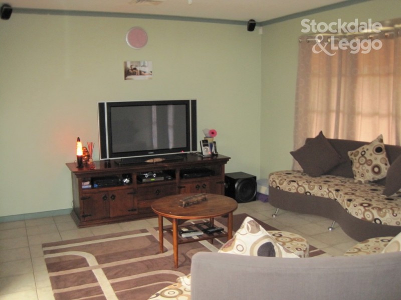 3 Verwood Court, Craigieburn VIC 3064