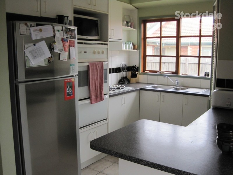 3 Verwood Court, Craigieburn VIC 3064