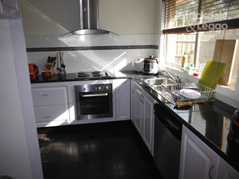 2 Londrew Court, Tullamarine VIC 3043