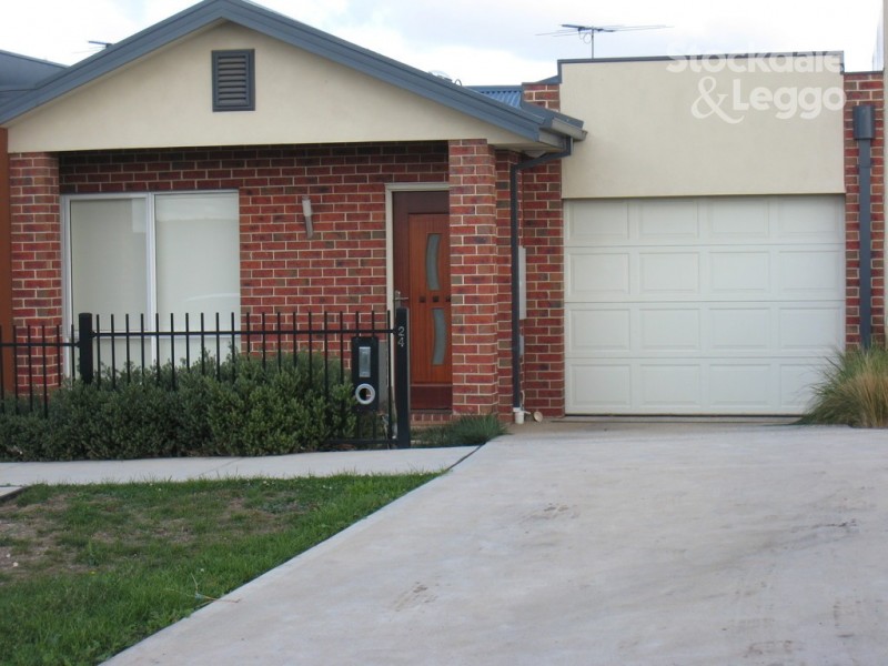 24 Vanderloo Road, Gowanbrae VIC 3043