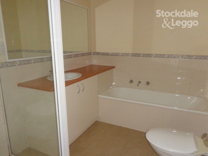 12 Cooma Lane, Craigieburn VIC 3064