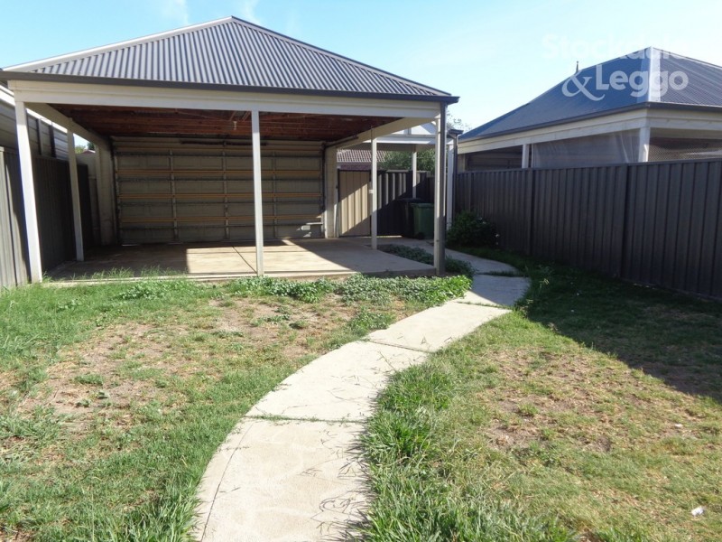 12 Cooma Lane, Craigieburn VIC 3064