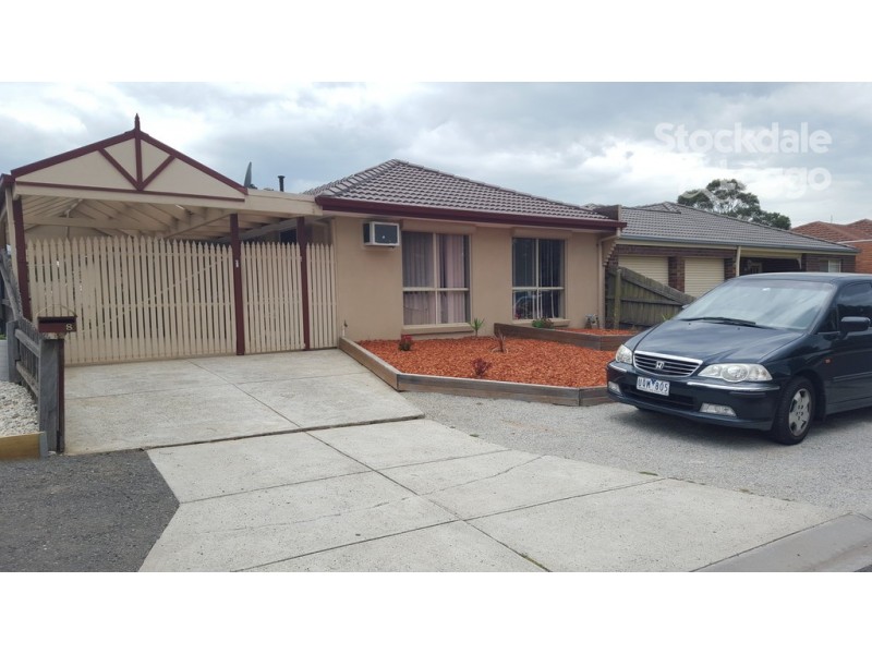 8 Shale Court, Delahey VIC 3037