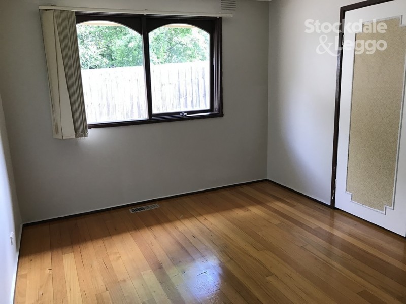 5 Kingsmere Close, Gladstone Park VIC 3043