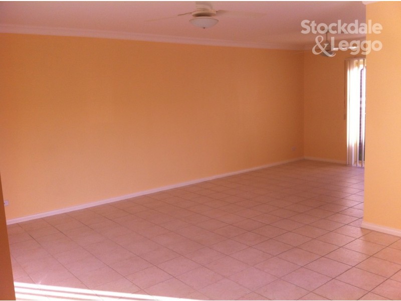 3/74 Broadmeadows Road, Tullamarine VIC 3043