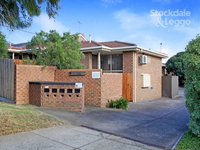 2/27 Turner Street, Westmeadows VIC 3049