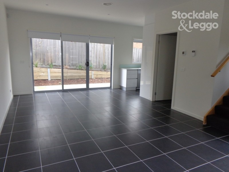 2 / 35 Pascoe Street, Westmeadows VIC 3049