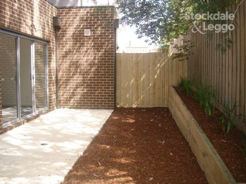 2 / 35 Pascoe Street, Westmeadows VIC 3049