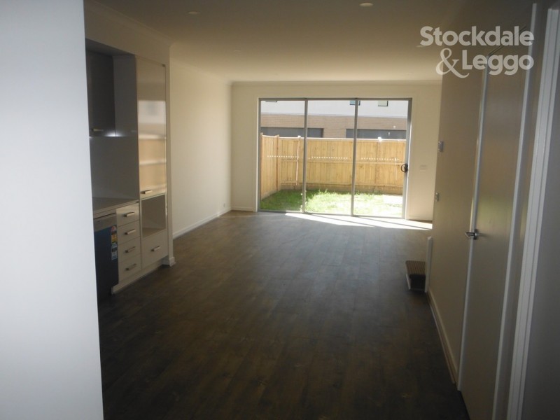 56 Bayano Way, Craigieburn VIC 3064