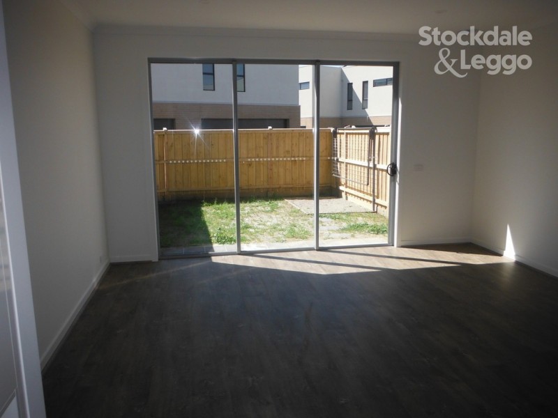 56 Bayano Way, Craigieburn VIC 3064