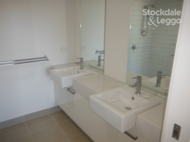 56 Bayano Way, Craigieburn VIC 3064
