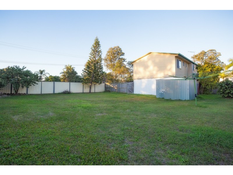 1 Dellamere Court, Eagleby QLD 4207