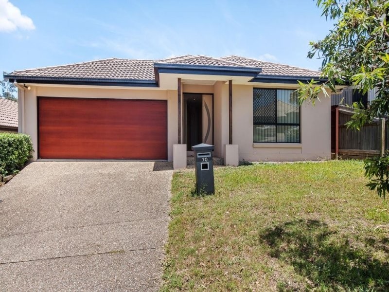 70 Woodlands Blvd, Waterford QLD 4133