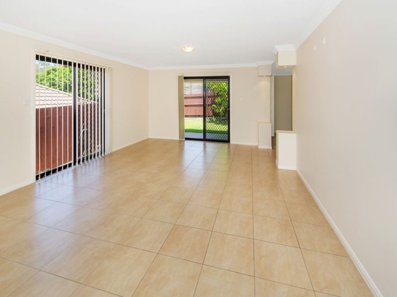 70 Woodlands Blvd, Waterford QLD 4133