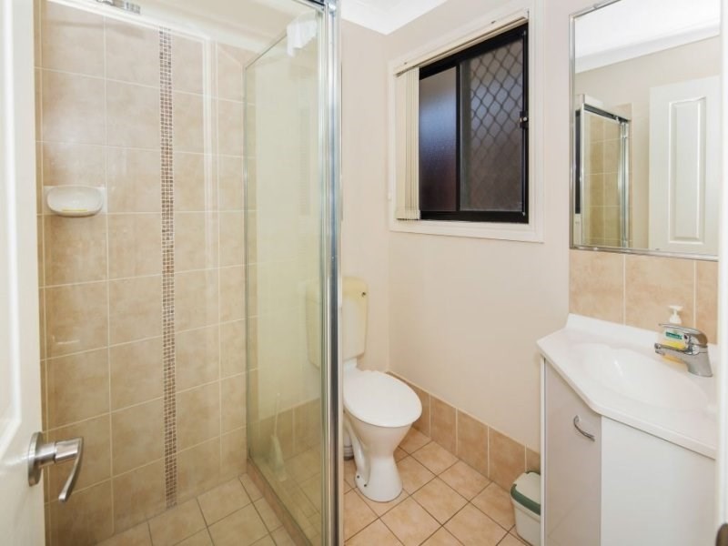 70 Woodlands Blvd, Waterford QLD 4133