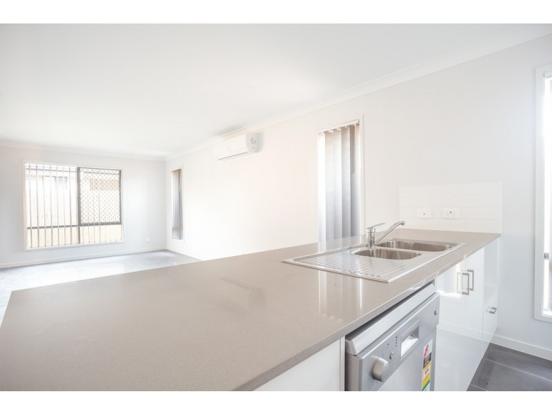 33 Lambent Street, Yarrabilba QLD 4207