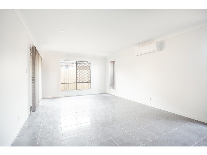 33 Lambent Street, Yarrabilba QLD 4207