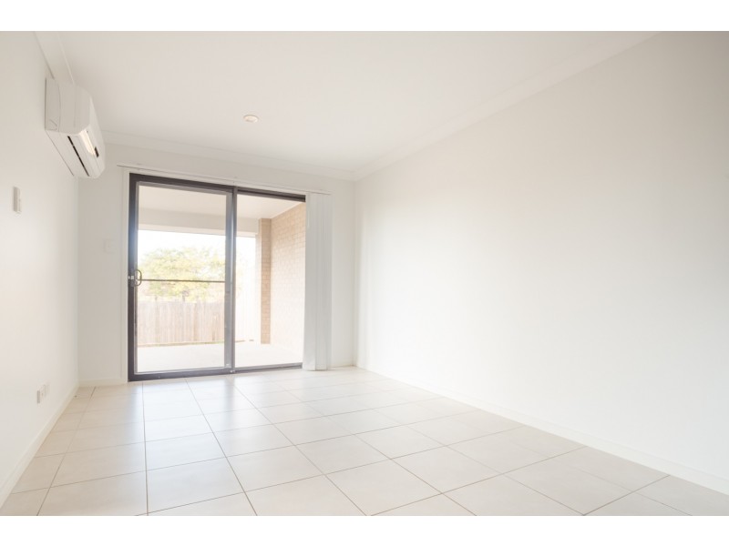 2/27 Pendragon Street, Raceview QLD 4305