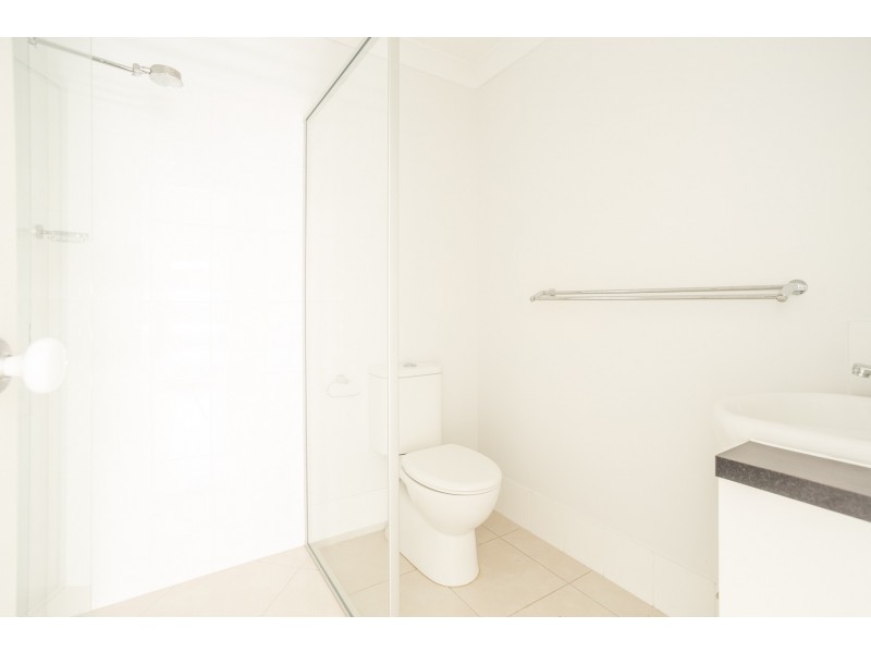 2/27 Pendragon Street, Raceview QLD 4305