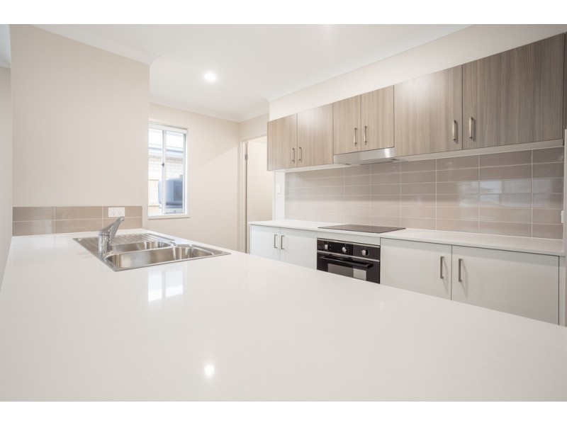 27 Dew Street, Yarrabilba QLD 4207