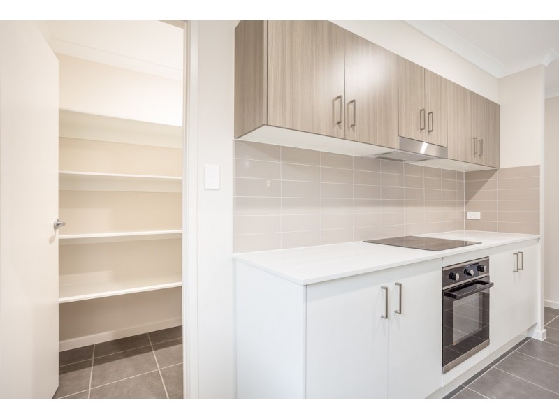 27 Dew Street, Yarrabilba QLD 4207