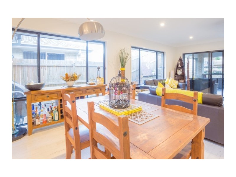 14 Meander Circuit, Holmview QLD 4207