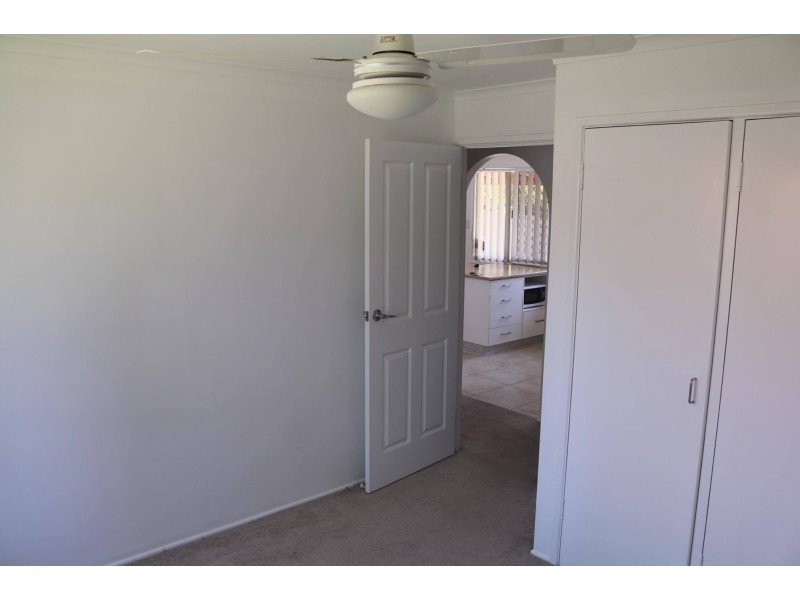 13 Beelong Street, Crestmead QLD 4132