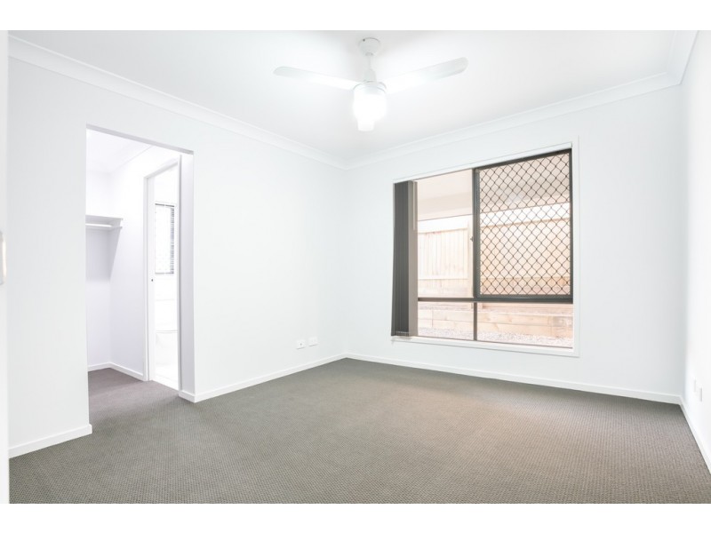 10 Chalk Street, Yarrabilba QLD 4207