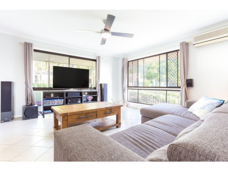 31 Van Dieman Cres, Springwood QLD 4127