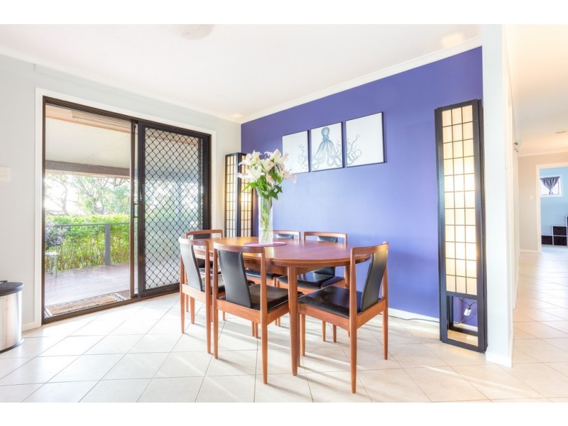 31 Van Dieman Cres, Springwood QLD 4127