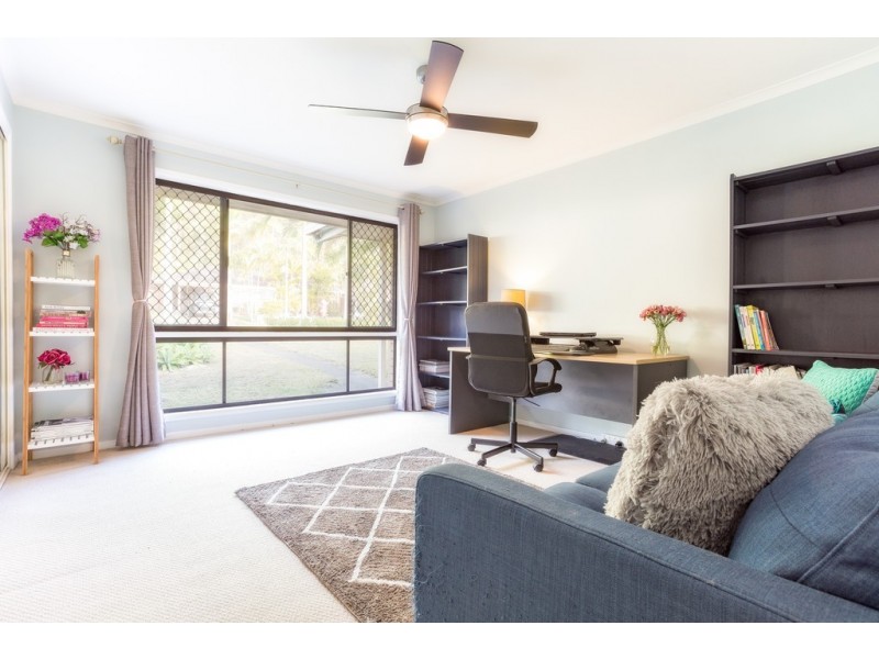 31 Van Dieman Cres, Springwood QLD 4127