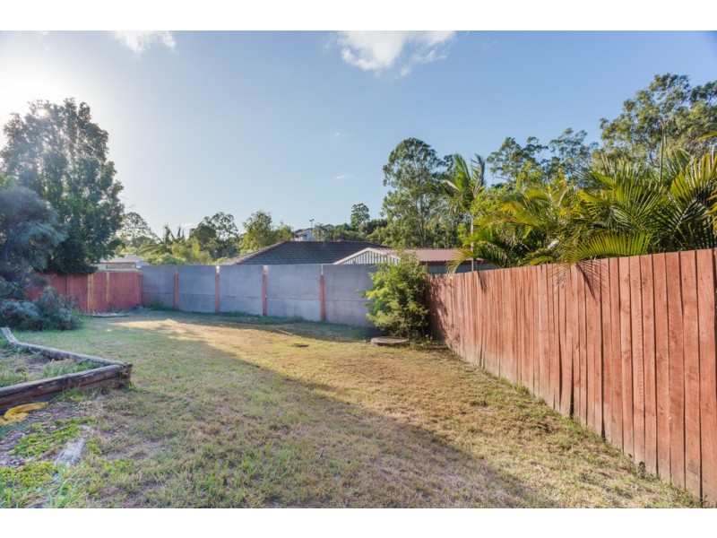 3 Hanby Court, Edens Landing QLD 4207