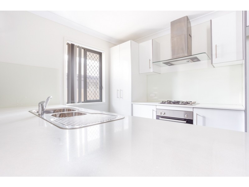 5 Southland Street, Leichhardt QLD 4305