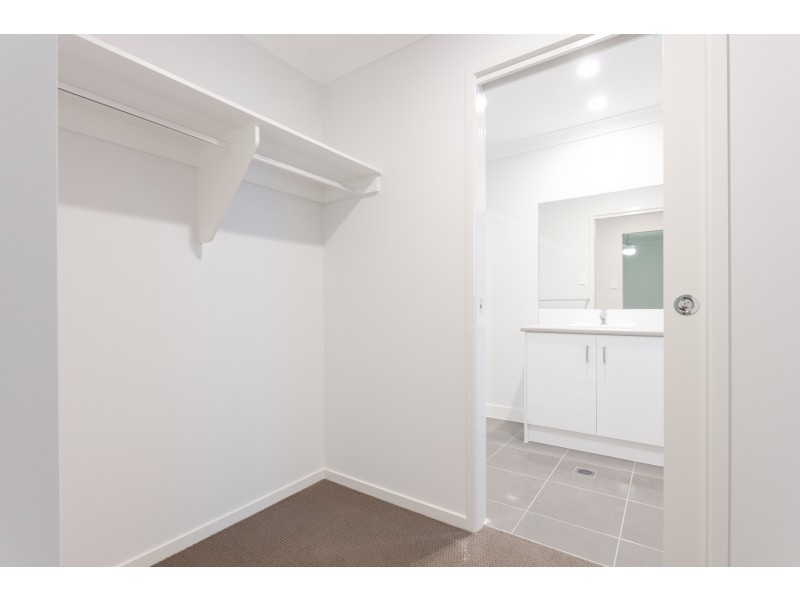 15 Greenstone Street, Yarrabilba QLD 4207
