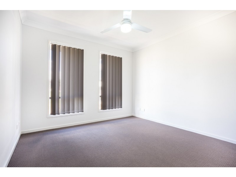 1/29 Goldfinch Street, Redbank Plains QLD 4301
