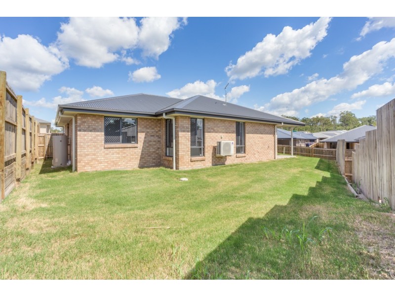 1/29 Goldfinch Street, Redbank Plains QLD 4301