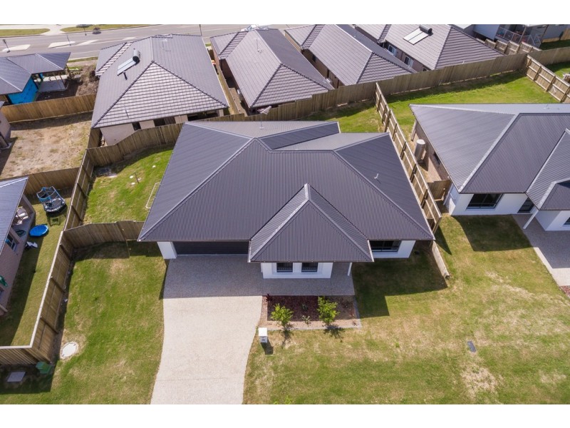 1/29 Goldfinch Street, Redbank Plains QLD 4301
