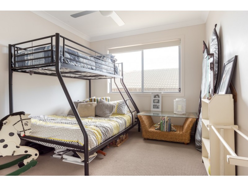9 Savannah Cres, Waterford QLD 4133
