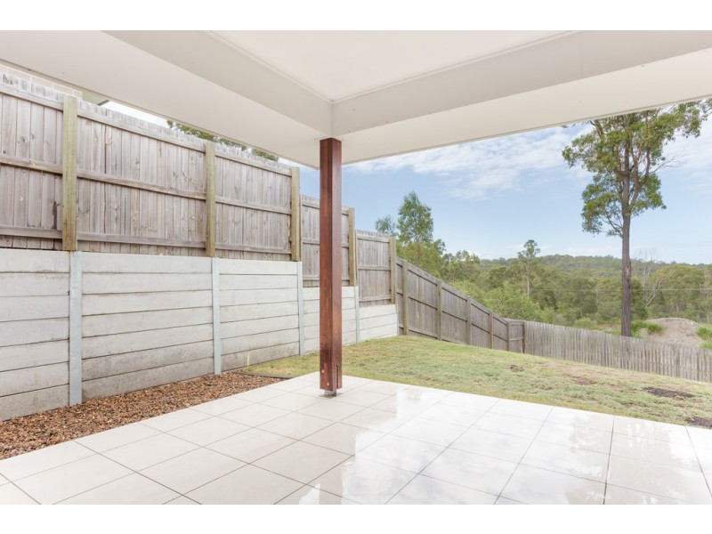 9 Savannah Cres, Waterford QLD 4133