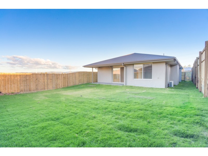 102 Darnell Street, Yarrabilba QLD 4207