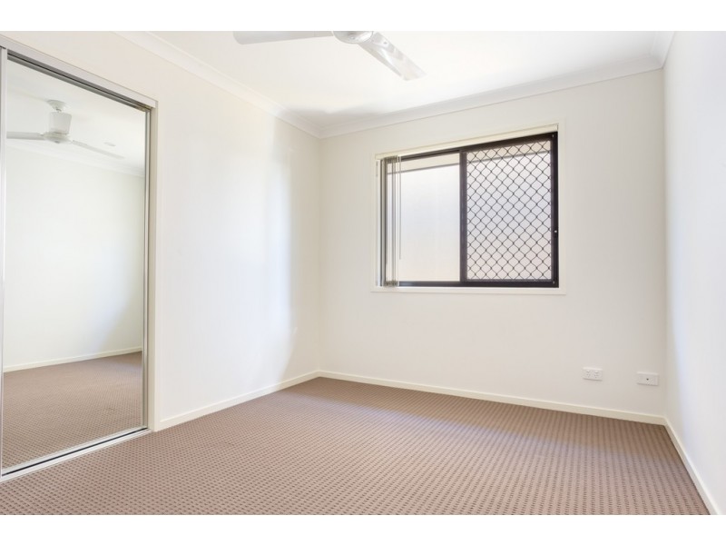 59 Burnett Drive, Holmview QLD 4207