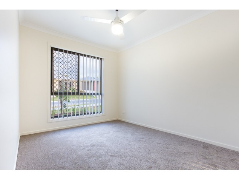 39 Malachite Drive, Logan Reserve QLD 4133