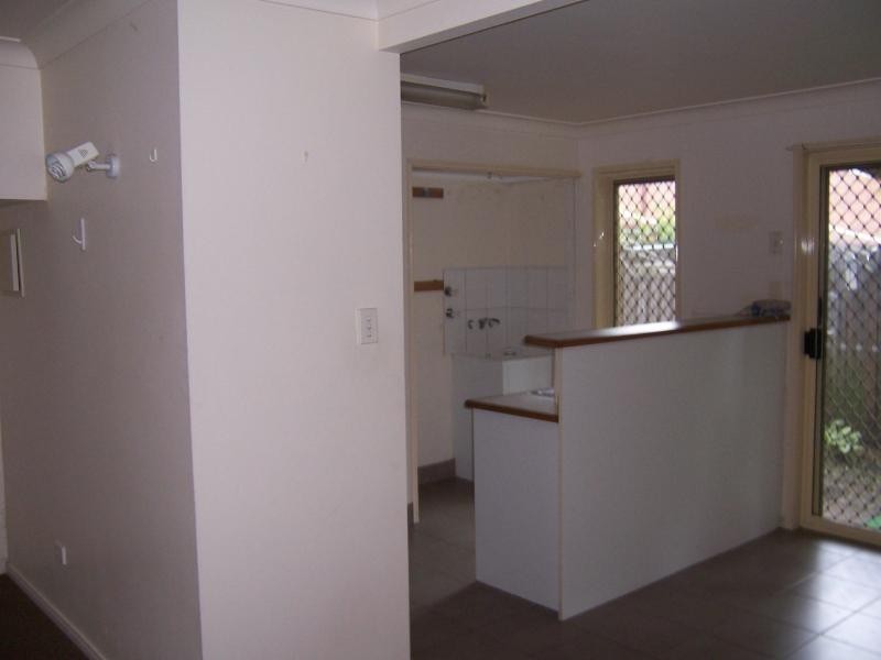 12/16 Ewing Road, Logan Central QLD 4114