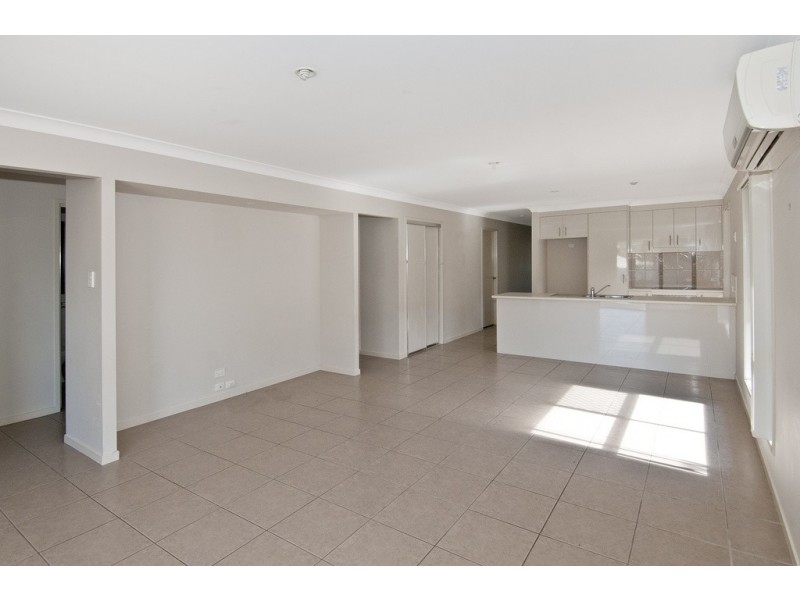 3 Wyndham Circuit, Holmview QLD 4207