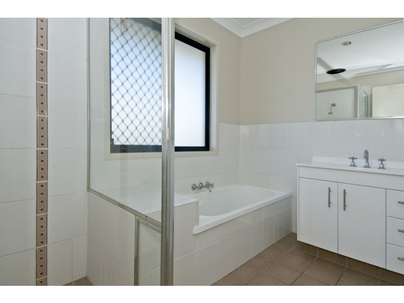 3 Wyndham Circuit, Holmview QLD 4207