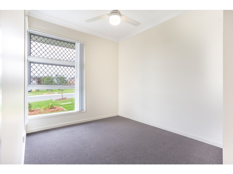 27 Affinity Way, South Ripley QLD 4306