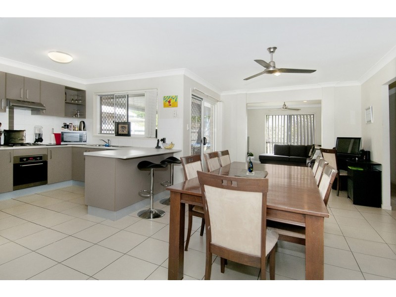 6 Alvine Drive, Eagleby QLD 4207