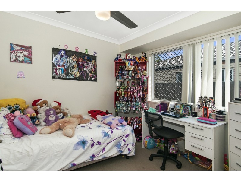 6 Alvine Drive, Eagleby QLD 4207