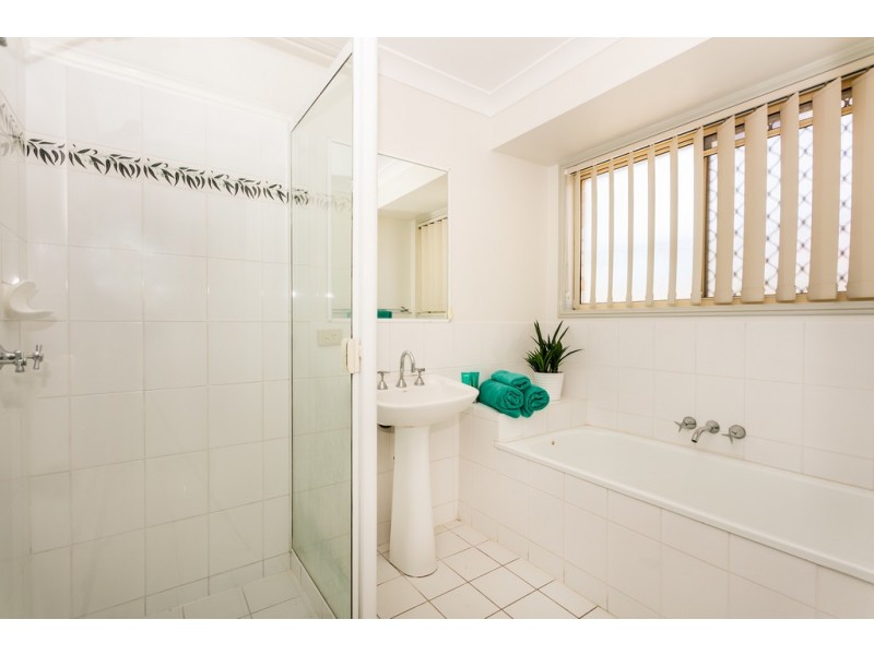 7 Meiland Place, Meadowbrook QLD 4131